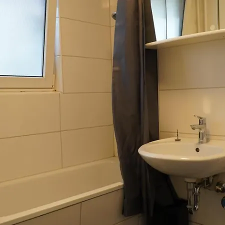 Apartment Mk 4 - Free Wifi - Free Parking - Naehe Hbf