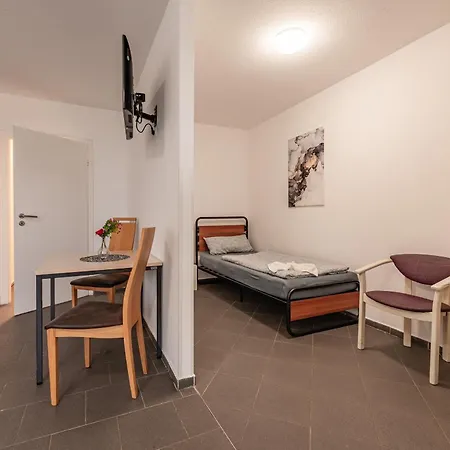 Mk Naehe Bremen 4 *